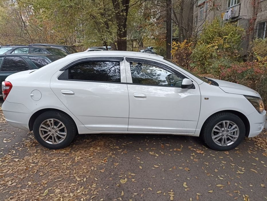 Продаётся шевролет Кобальт