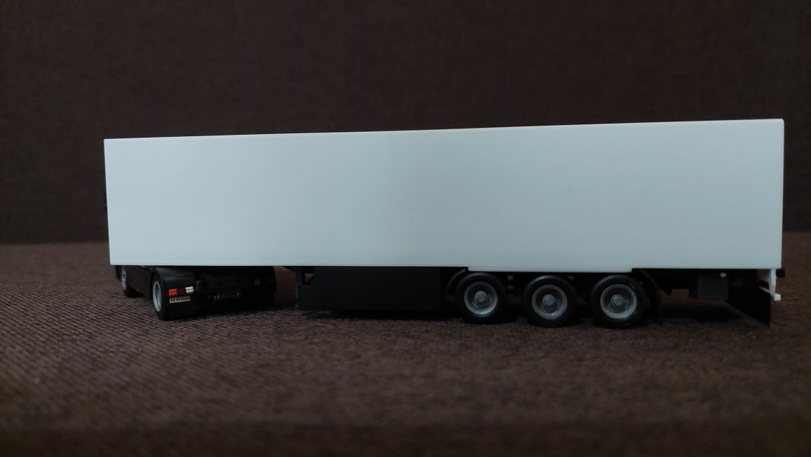 Камиончета Herpa 1:87 Mercedes Actros