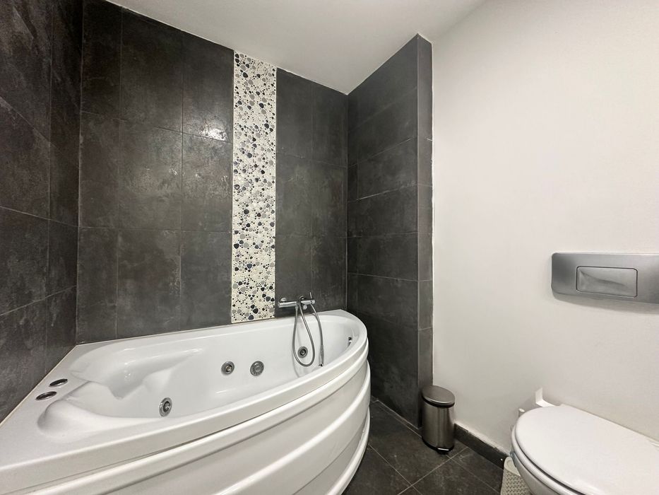 Parter apartament 3 camere + terasa, parcare - Cosmopolis, Pipera