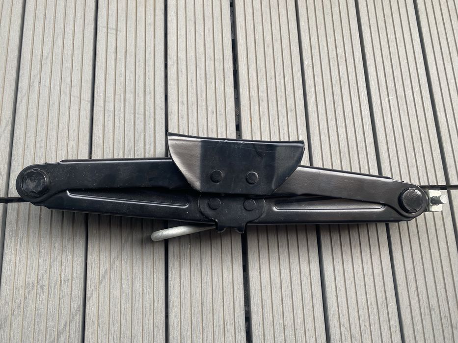 Vand cric Renault/Dacia