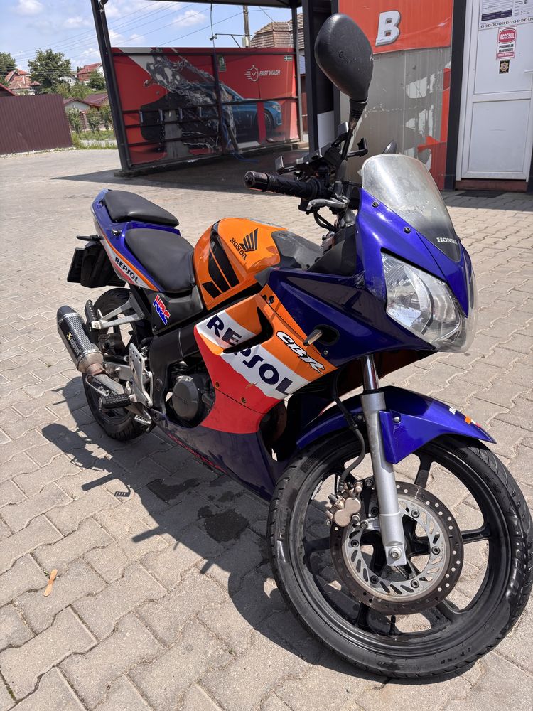 Honda cbr 125R anul 2007
