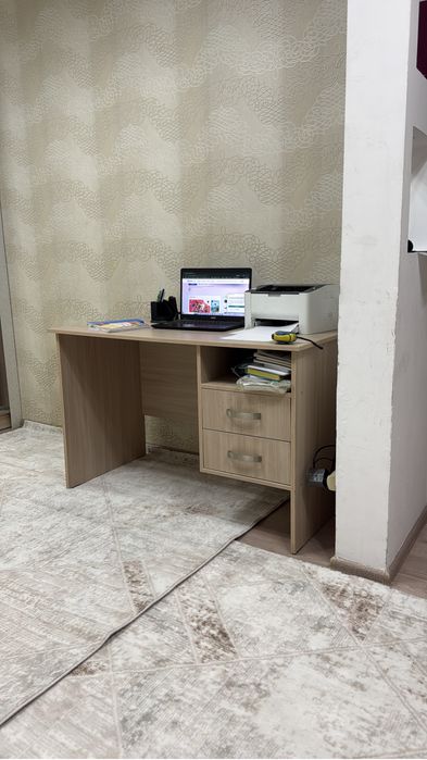 Продам письменный стол