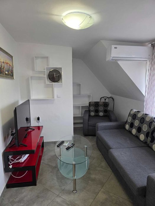 Нощувки - Stylish 1BR near Centre