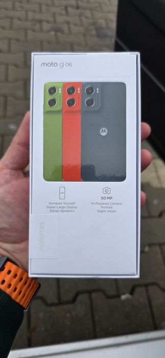 Telefon motorola 128 gb 4gb memorie  sigilat garantie 2 ani