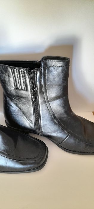 Ghete negre ,marime 39