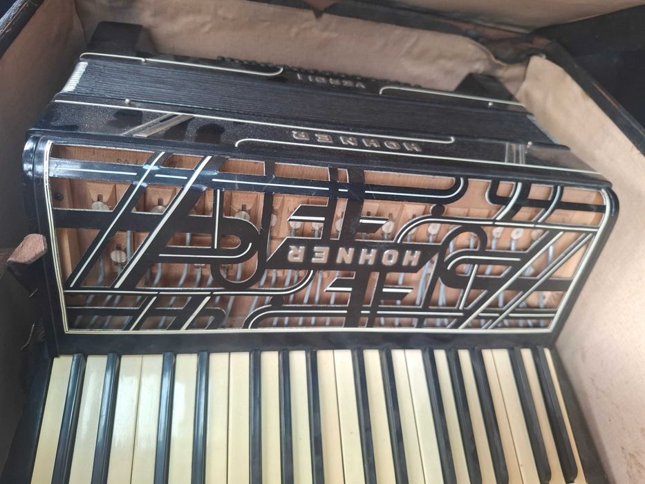 Акордеон Hohner Verdi I