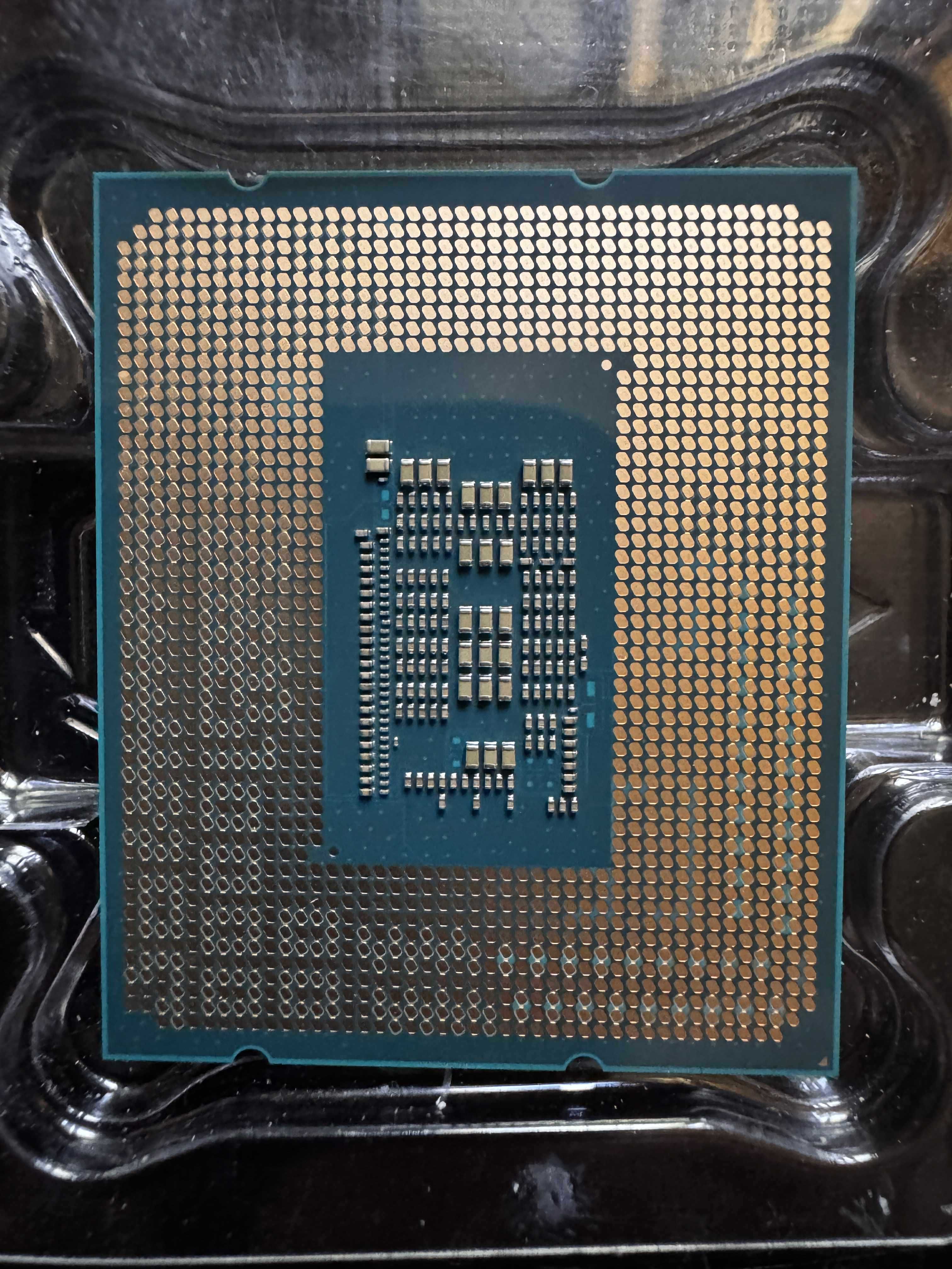Intel Core i5-12400F | 6C/12T | Отлично състояние