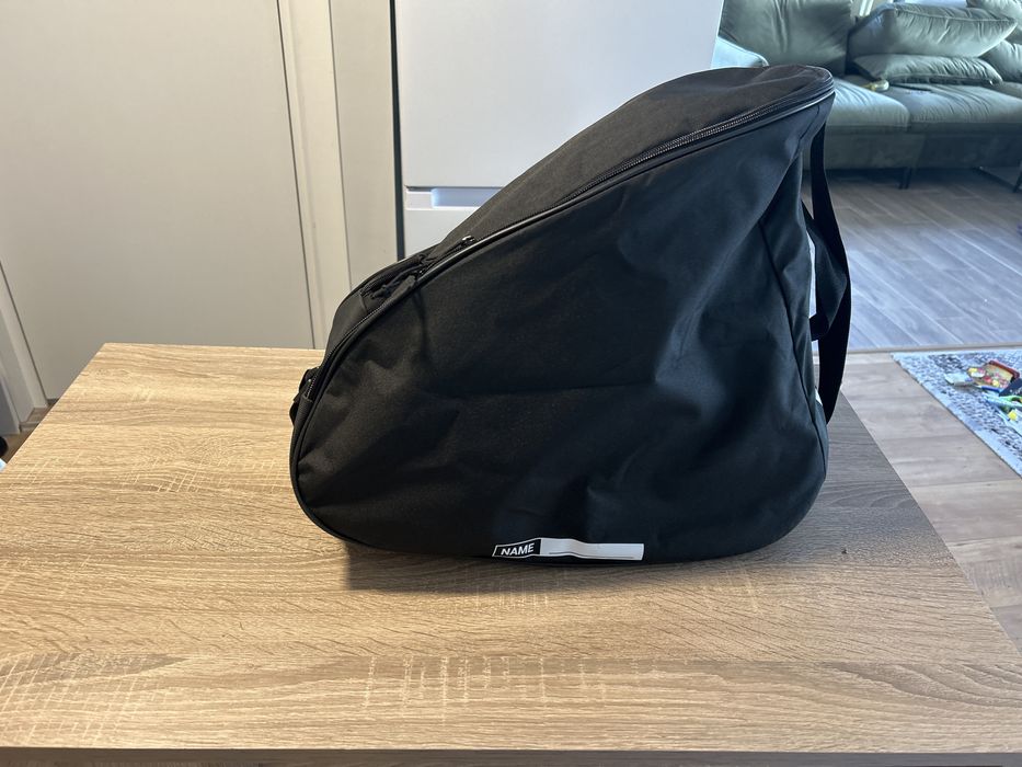 Продавам ролери и протектори decatlon 43 номер