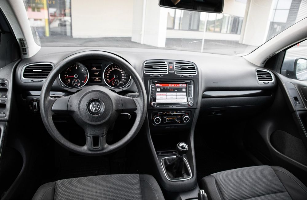 Volkswagen Golf 6 (VI) 4motion 2010 4x4 2.0 tdi 140 cp