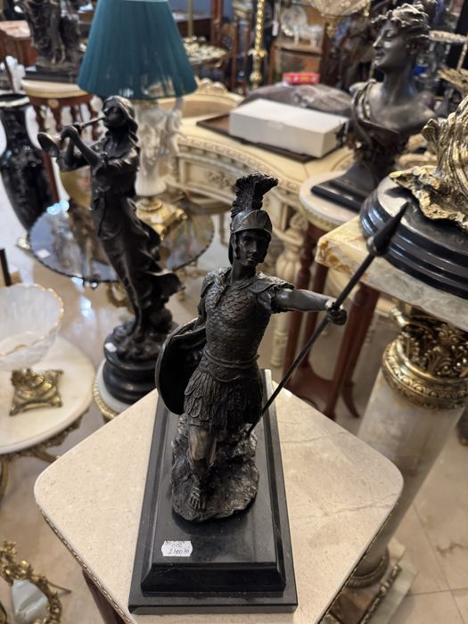 Statueta bronz/ marmura