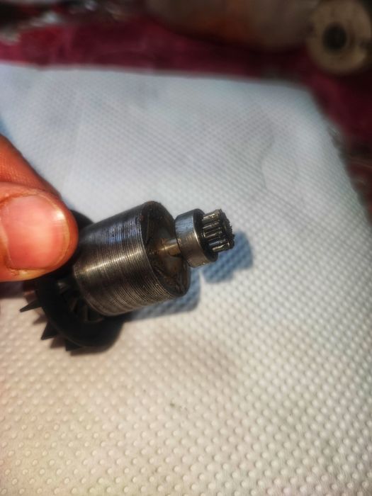 Piese Bosch Profesional GSR 185-LI – utilizată doar 6 luni