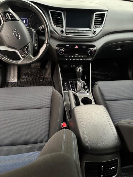 Hyundai tucson 4x4 2.0 diesel 136 cp E6 fara ad blue