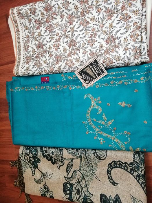 Палантины шарфы ткань 100%шерсть. Новые