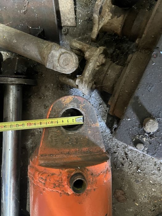 Cilindru hidraulic spargator lemne