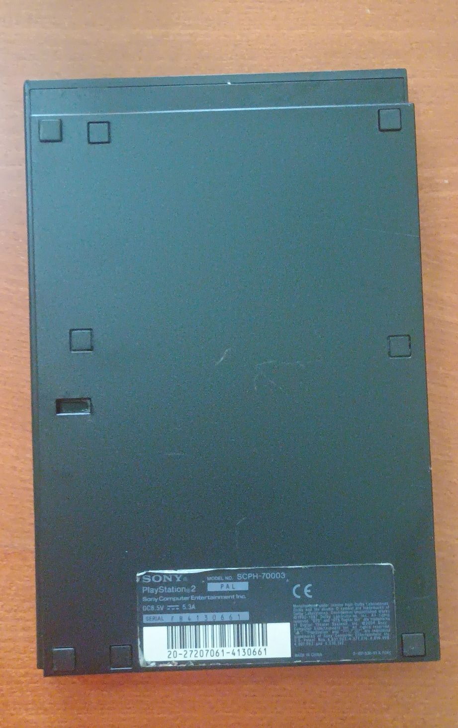 Playstation 2 + 4 игри,всички кабели и два джойстика (използвано)