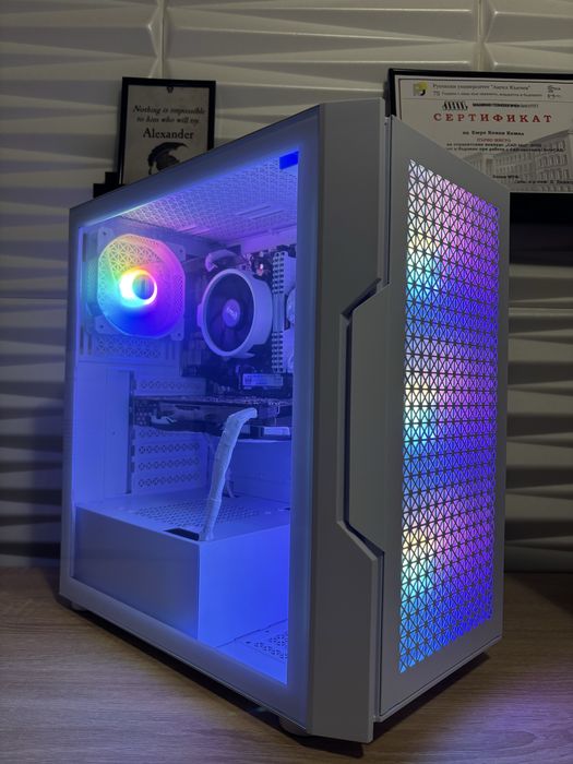 Бял Геймърски компютър Ryzen 5500, GTX1070,16 ram, 500 ssd, 600W