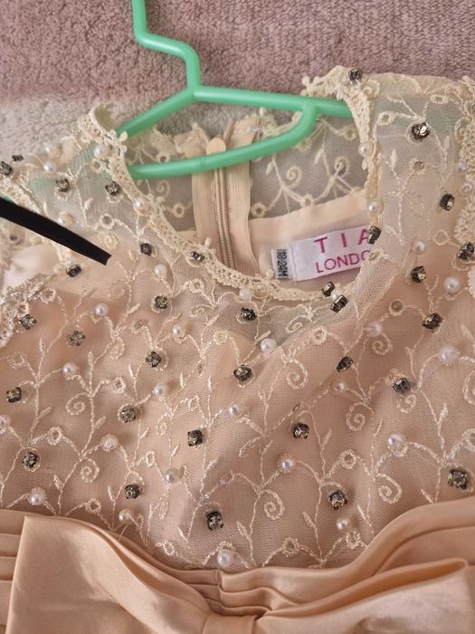 Официална бебешка рокля 18-24 М