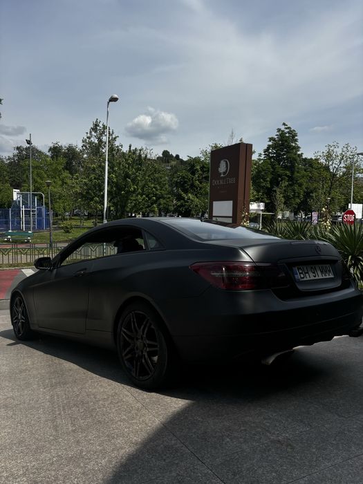 mercedes e coupe..
