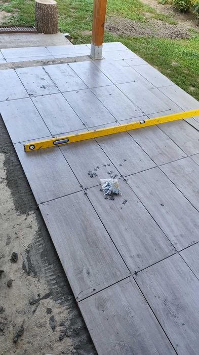 Amenajări interioare , renovări, ,gresie , faianță,parchet, lavabilă