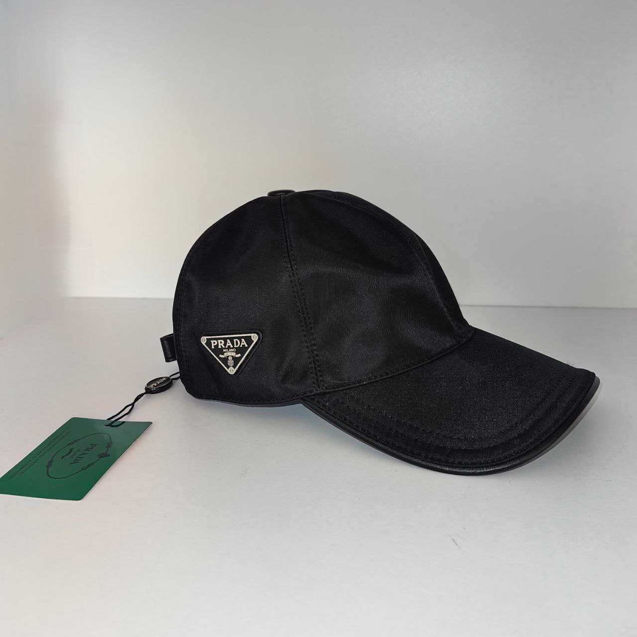 Шапка Prada  hat