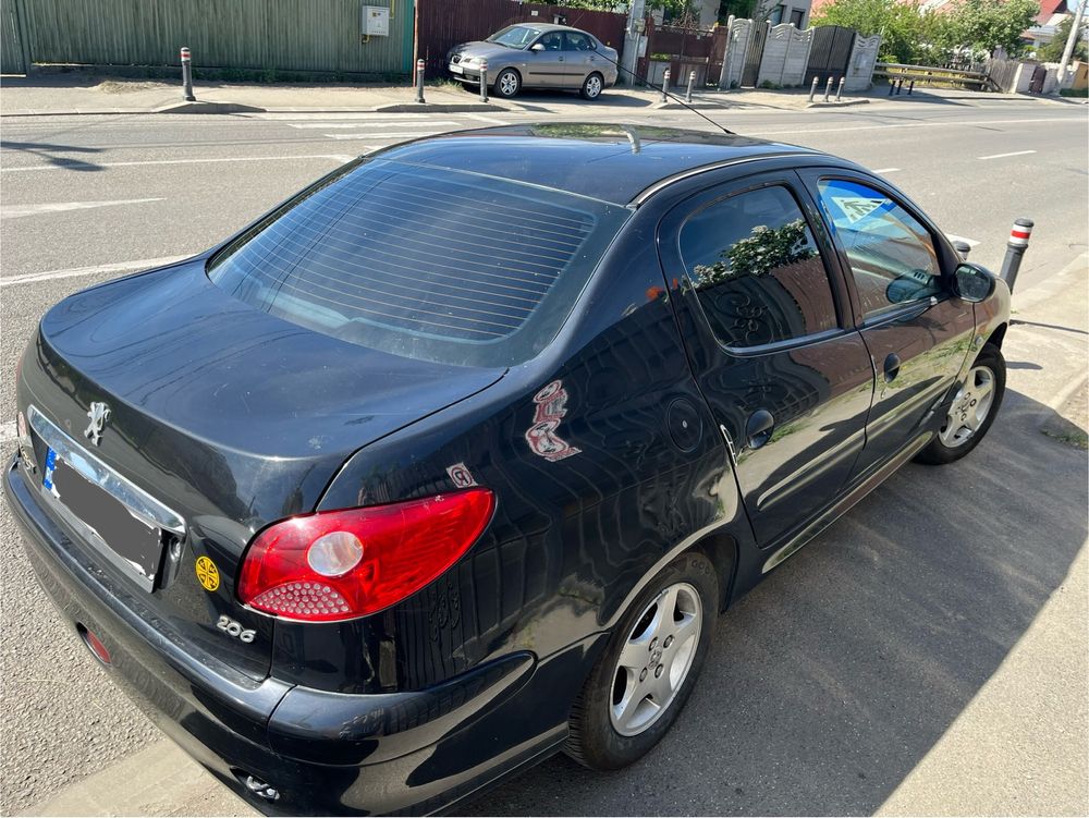 Peugeot 206, 67.000 , sedan, 1.4benzina