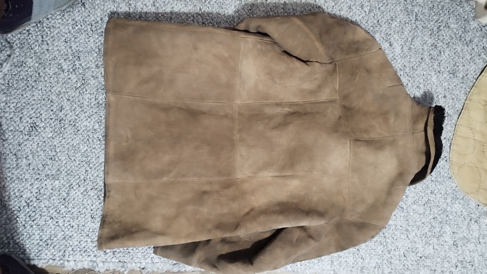 De vânzare Cojoc bărbătesc ALAIN-DELON măr 50-52 piele naturală oaie