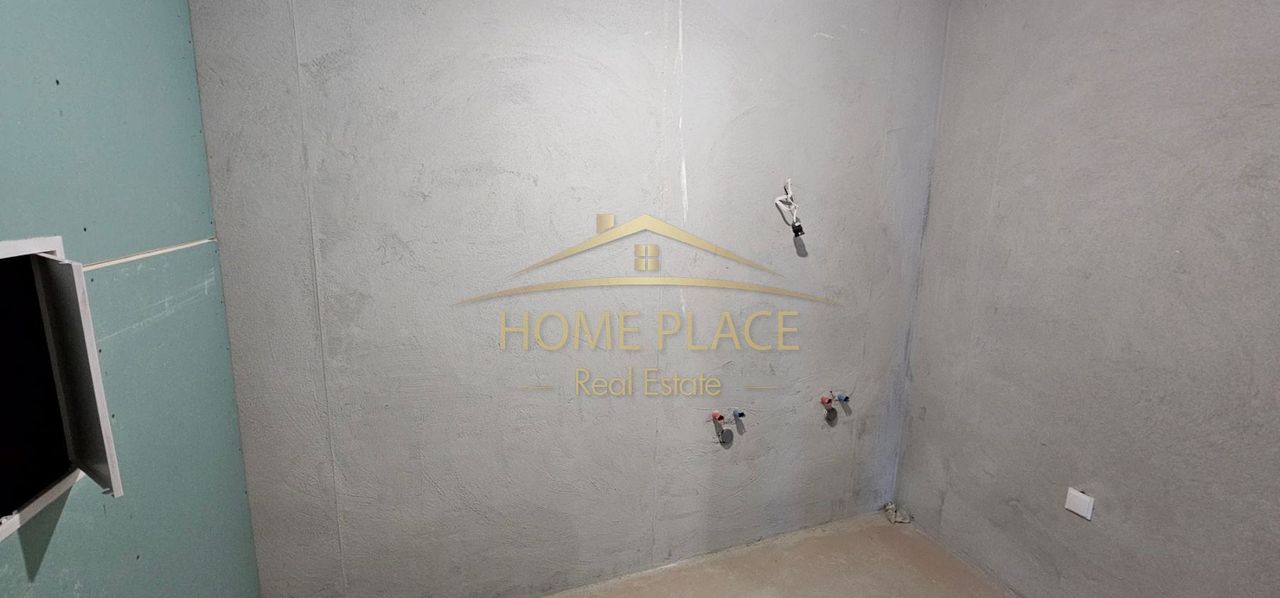 Продава се Двустаен апартамент в Варна, Чайка - 91 кв.м за 3077 €/кв.м - Снимка #8