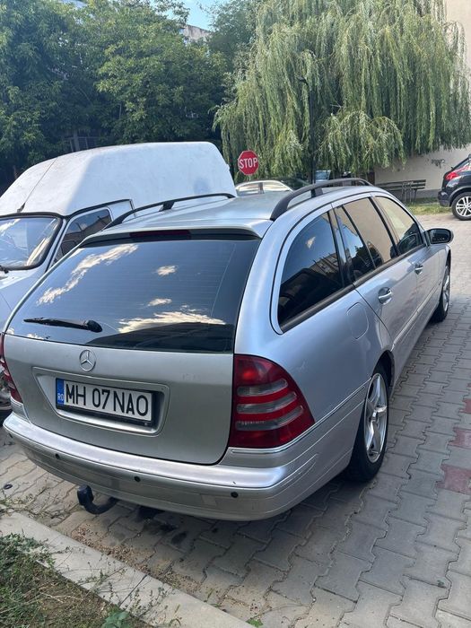 Vând sau schimb  Mercedes c calss