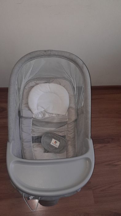 Продаётся  шезлонг