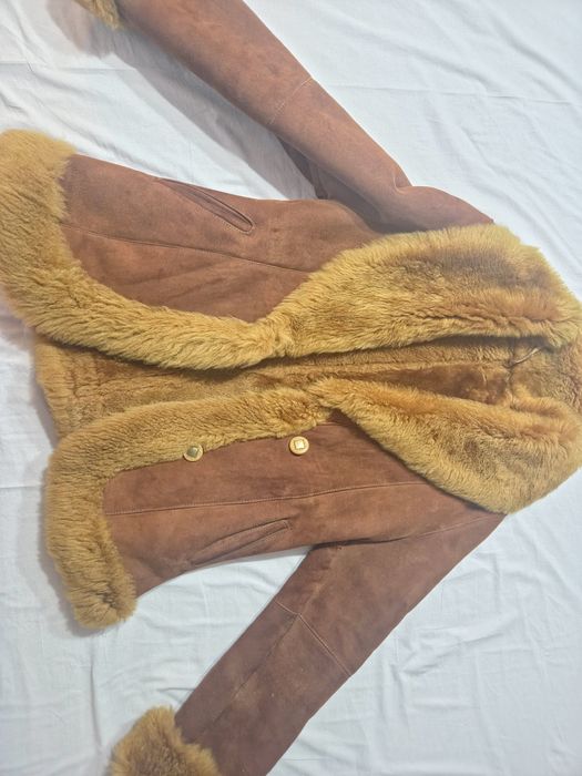 Cojoc scurt chic si usor de purtat