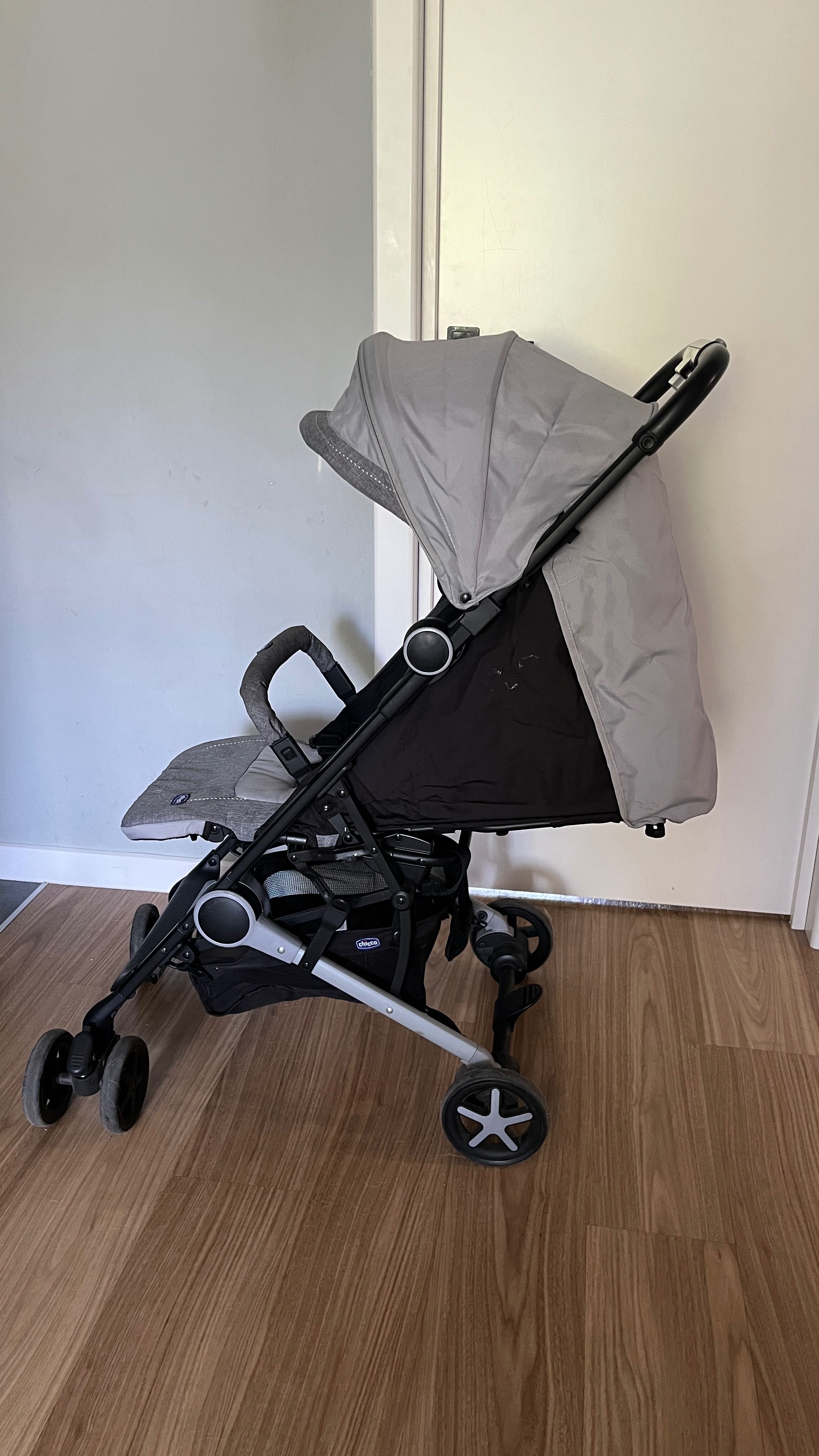 Коляска прогулочная Chicco Miniimo 2