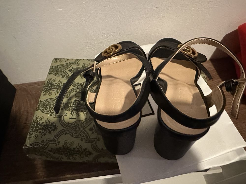 Gucci Сандали на ток