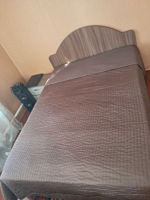 СРОЧНО! Продам спальный гарнитур