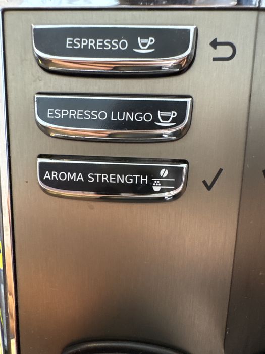 Aparat De Cafea Saeco Incanto Limited edition ca nou + Coffe Care Kit