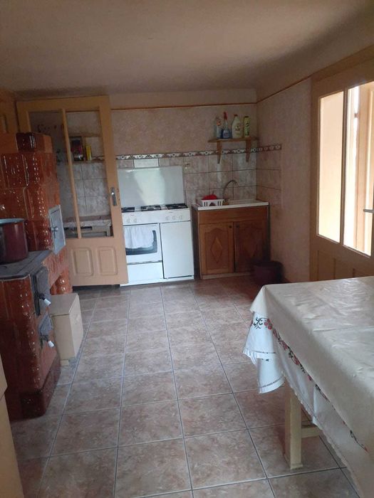 Casa de vanzare cu teren spatios in orasul Nadlac judetul Arad