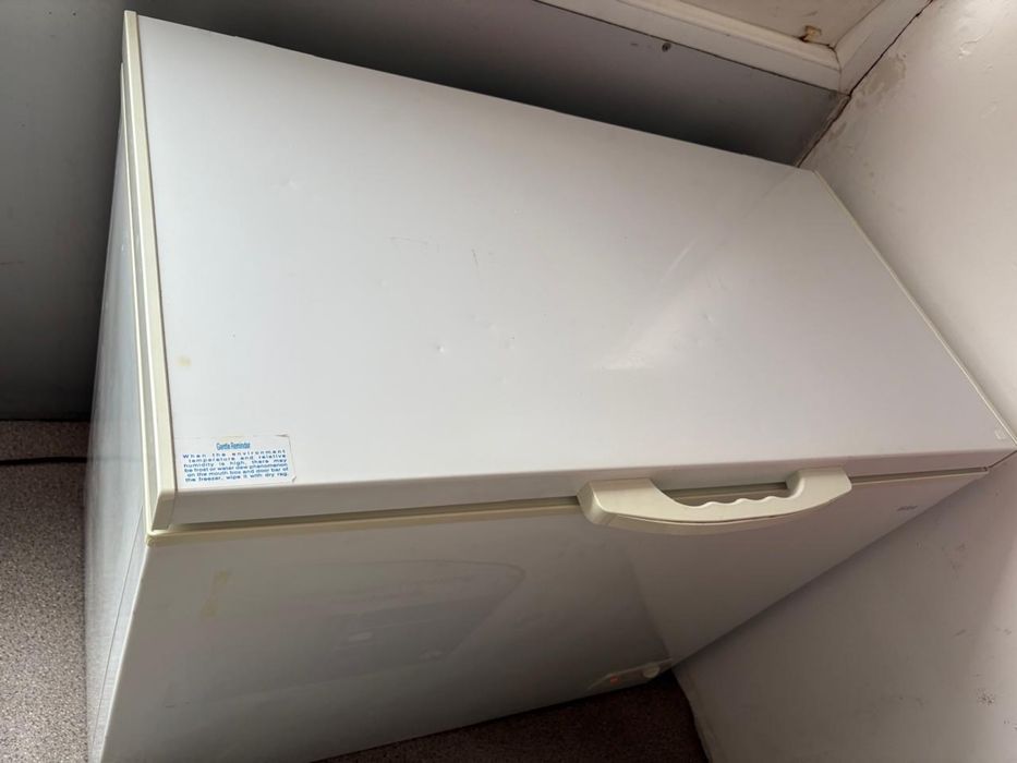 морозильник Midea