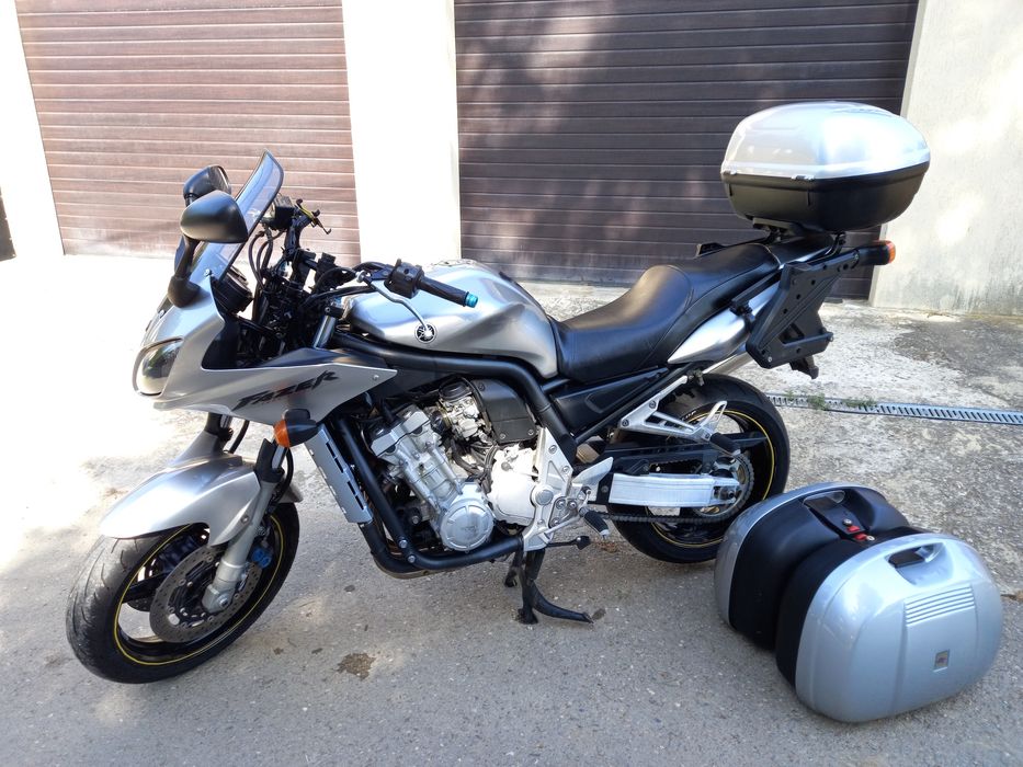 De vanzare yamaha fzs 1000