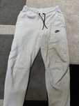Panataloni nike tech