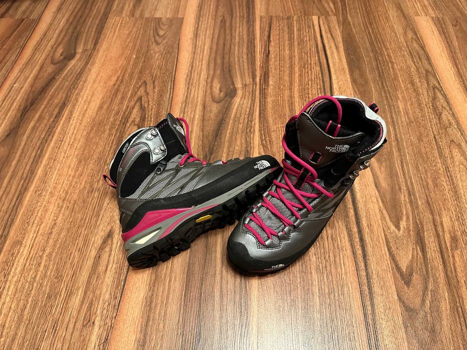 Bocanci North Face Goretex 37,5 Ghete iarna GTX - dama