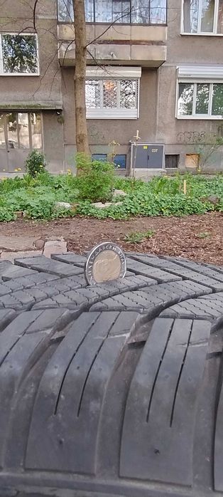 Джанти OXXO с гуми 215/65/17 зимни