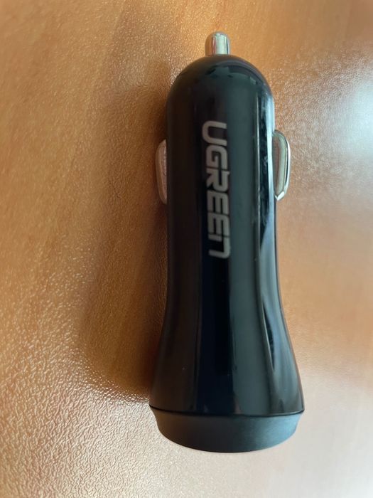 Зарядно за заплка на кола Ugreen