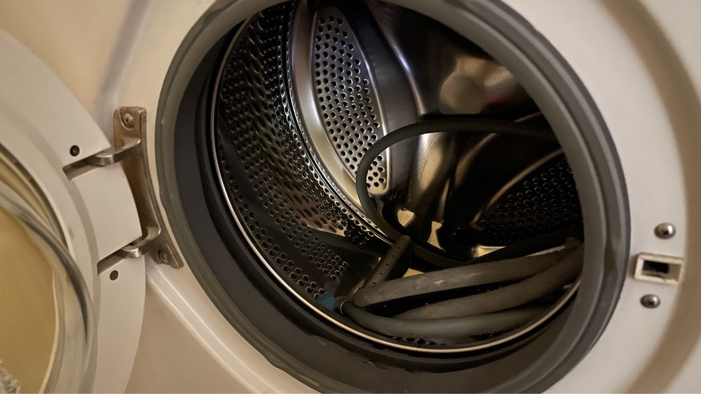 Продам стиральную машину LG 5kg