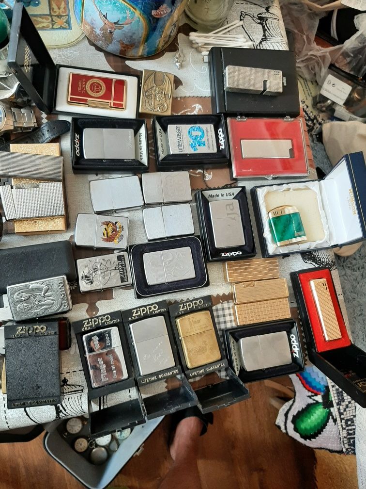 Colecție brichete zippo