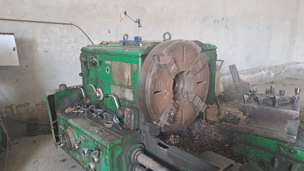 Токарлик старого сотилади