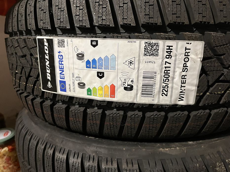 Set 225/50/17 Dunlop Winter Sport 94H,  iarna