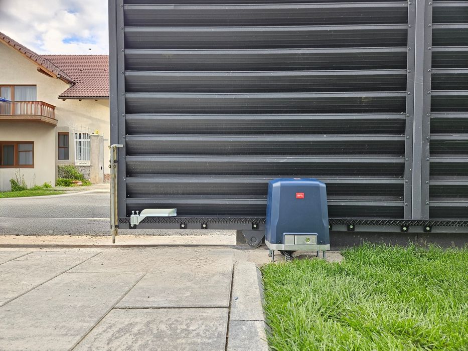 Montaj videointerfon cu deschidere din telefon