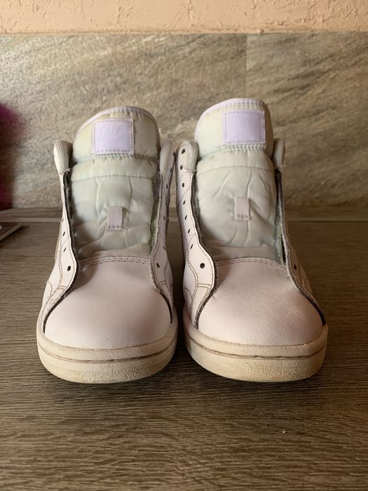 Vand adidasi nike marimea 36.5+sireturi fosforescente