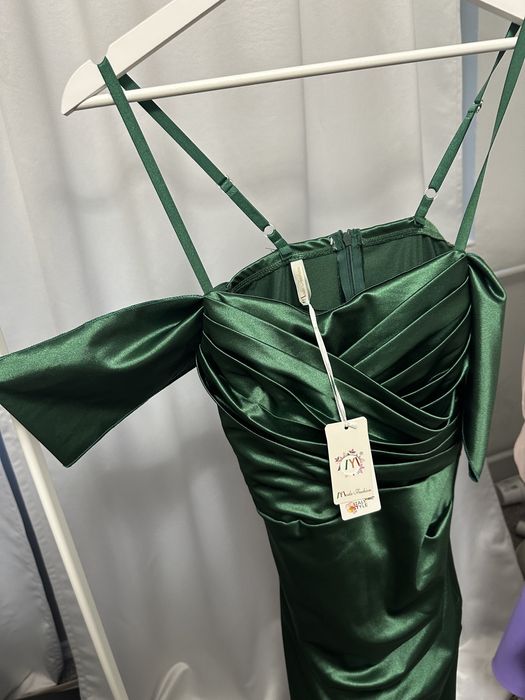 Rochie de ocazie nepurtata