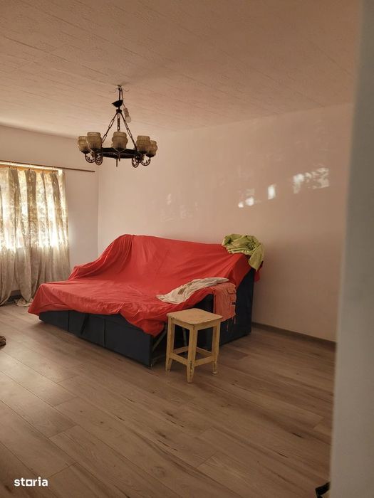 Apartament 3 camere decomandat+ curte-Oltenita Jud. Calarasi