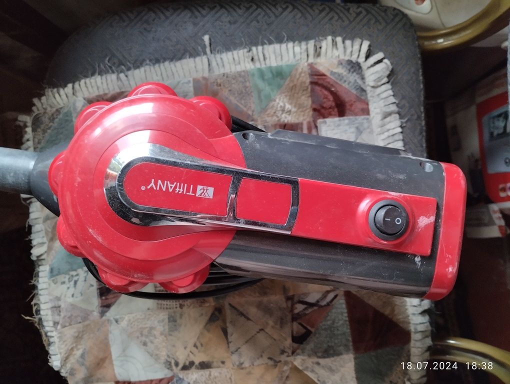 Продам пылесос б/у